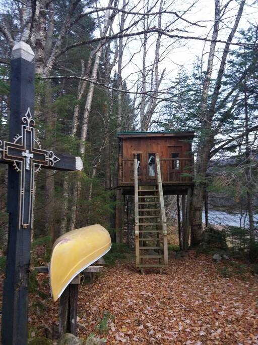 Pour les tous petits La cabane dans les arbres::