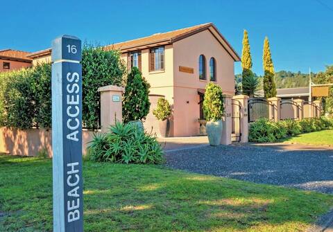 -'San Marco' Luxury Tuscan Beach House