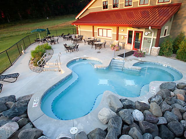 Airbnb Wisconsin Dells Vacation Rentals Places To Stay