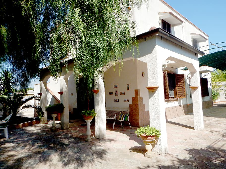 Villa (lato anteriore)