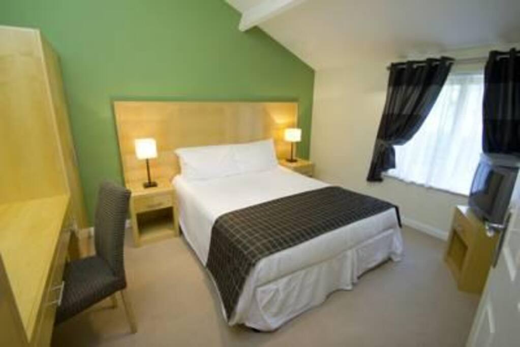 Woodford Bridge Country Club Second Bedroom