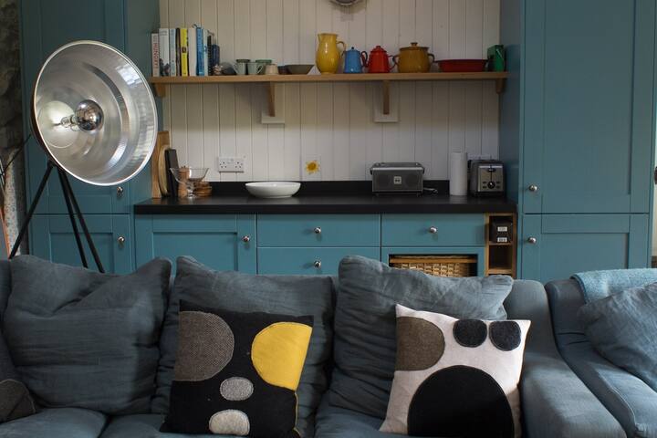 THE STABLES - country cottage near the sea.