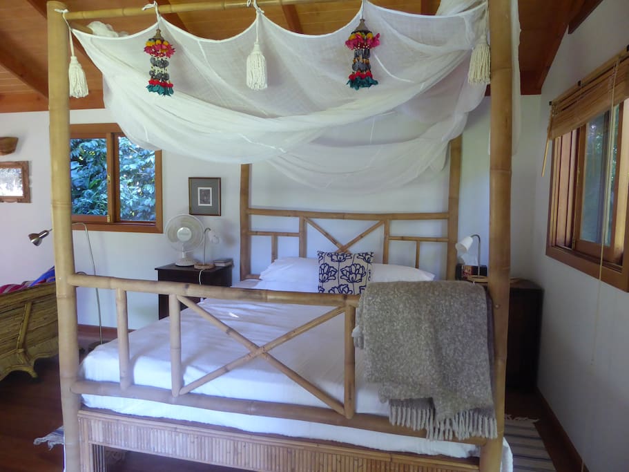 gorgeous king-size bamboo four-poster bed