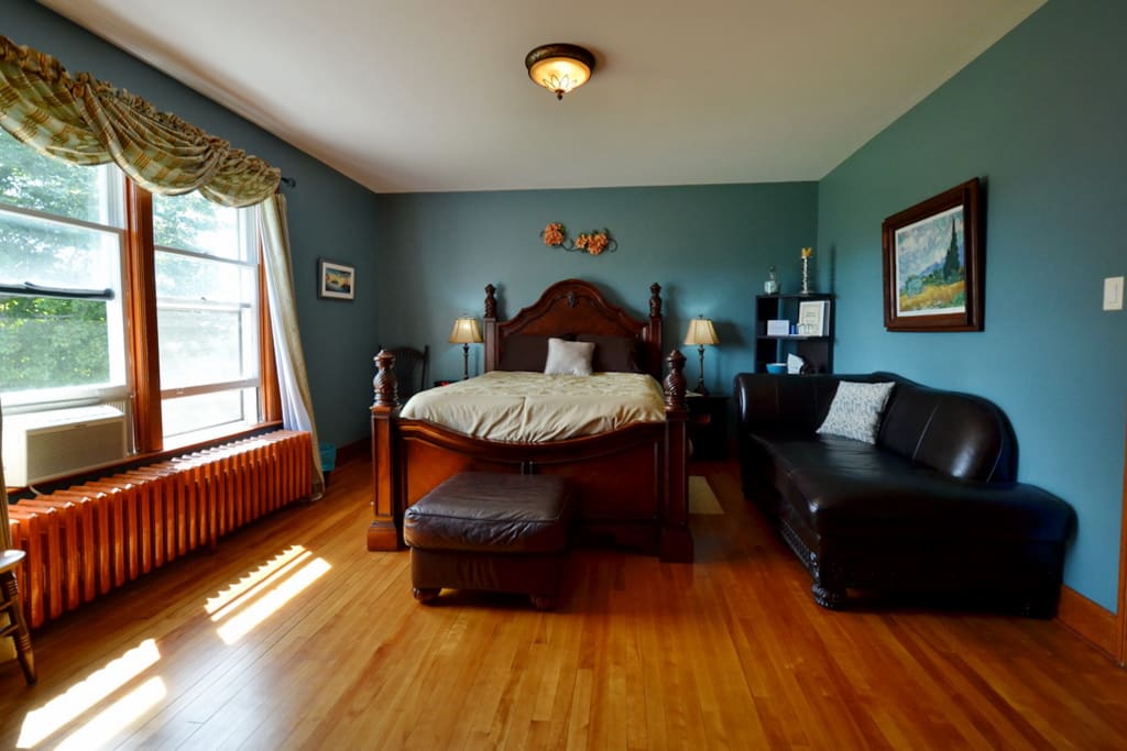 Riverview Room