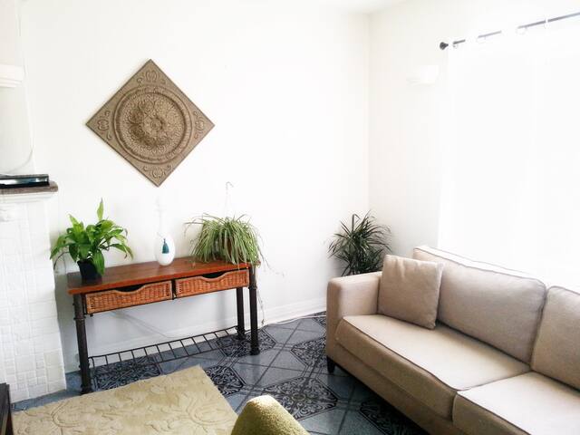 6 Bdrm/11 Bed – House of Friendship gallery image 5