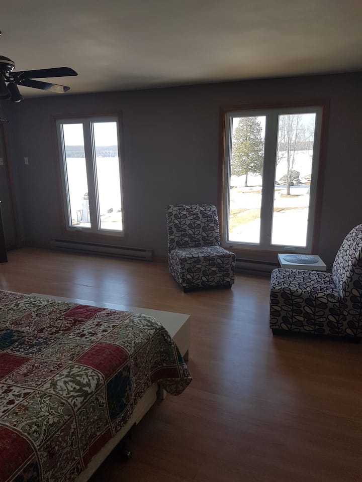 Chumba cha kulala cha kisasa 