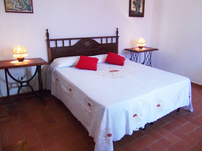 Dhomë gjumi e dyfishtë/Dhoma e parë e gjumit