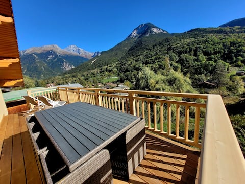 Apartment with large terrace, 3 bedrooms + mezzanine