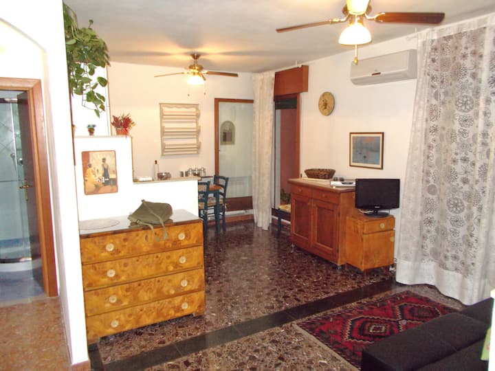 Поглед кон скалила на влезот