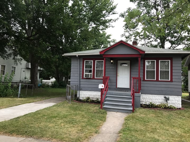 Quaint House in Ferndale