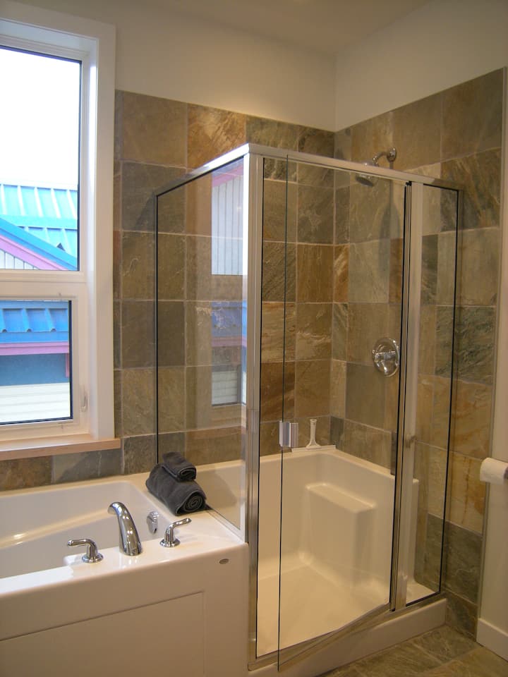 Top 21 Airbnb Vacation Rentals In Whitehorse, Canada Updated 2024