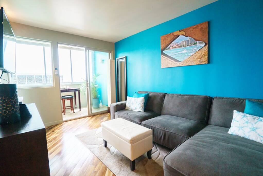 Ocean front feeling room