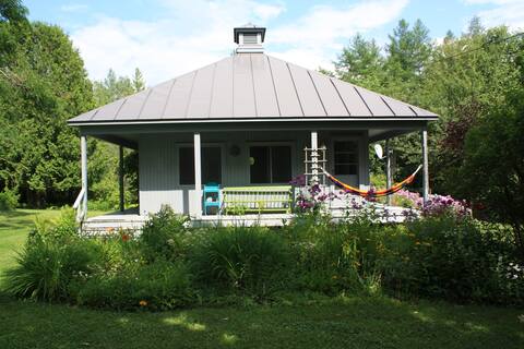 Sweet Cottage in Farm Country