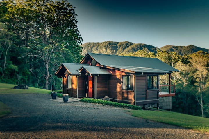 The Ridge 2 Bedroom Chalet @ Promised Land Retreat