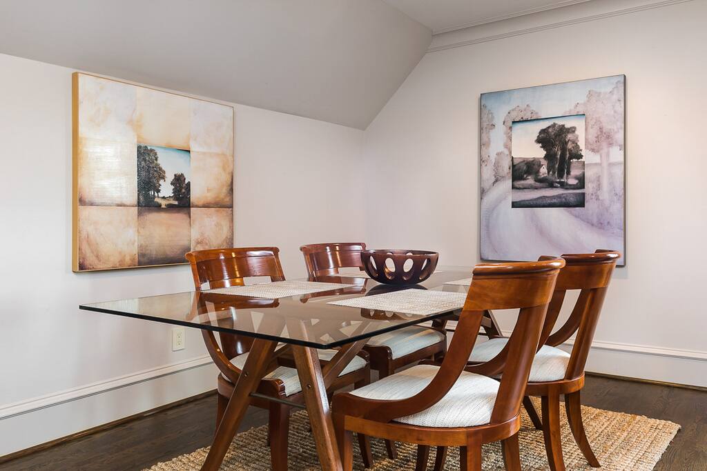 Large work, meeting, dining space
