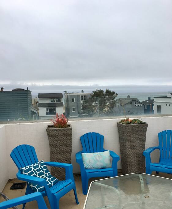 Roof top view and sitting
