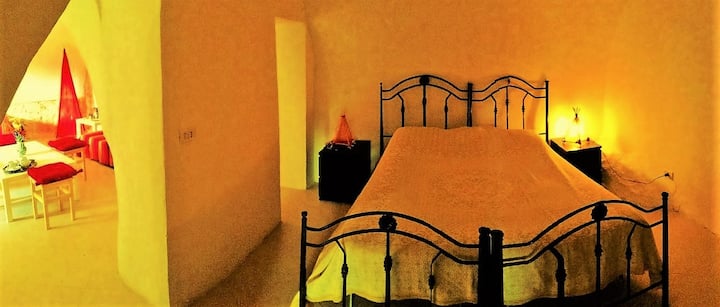 Chumba cha kulala na bafu ya chumbani. 