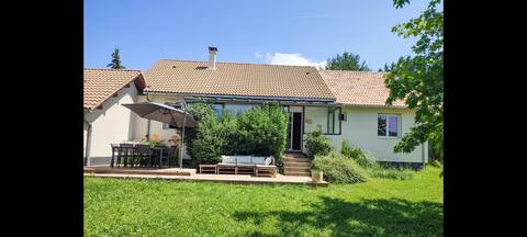 Peaceful villa near Lake Serre Ponçon