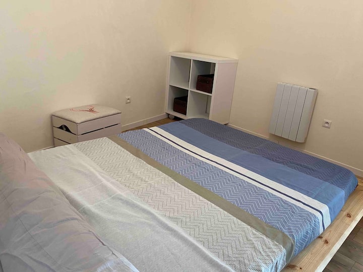 غرفة النوم 2