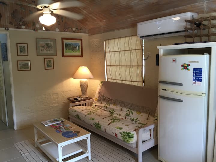 Mandalay 4 Seasons Cottage - Worthing