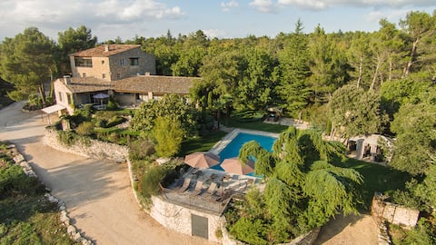 Except Mas provençal Luberon Tyrol. Heated pool