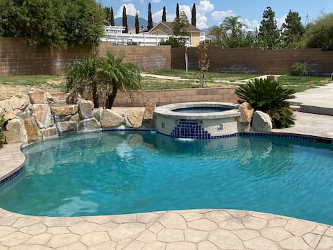Large Home w/ Spacious Backyard and Pool