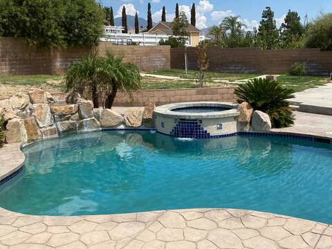 Large Home w/ Spacious Backyard and Pool