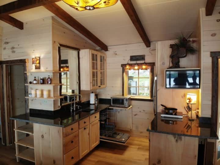 Top 10 Airbnb Vacation Rentals In Tupper Lake, New York Updated 2024