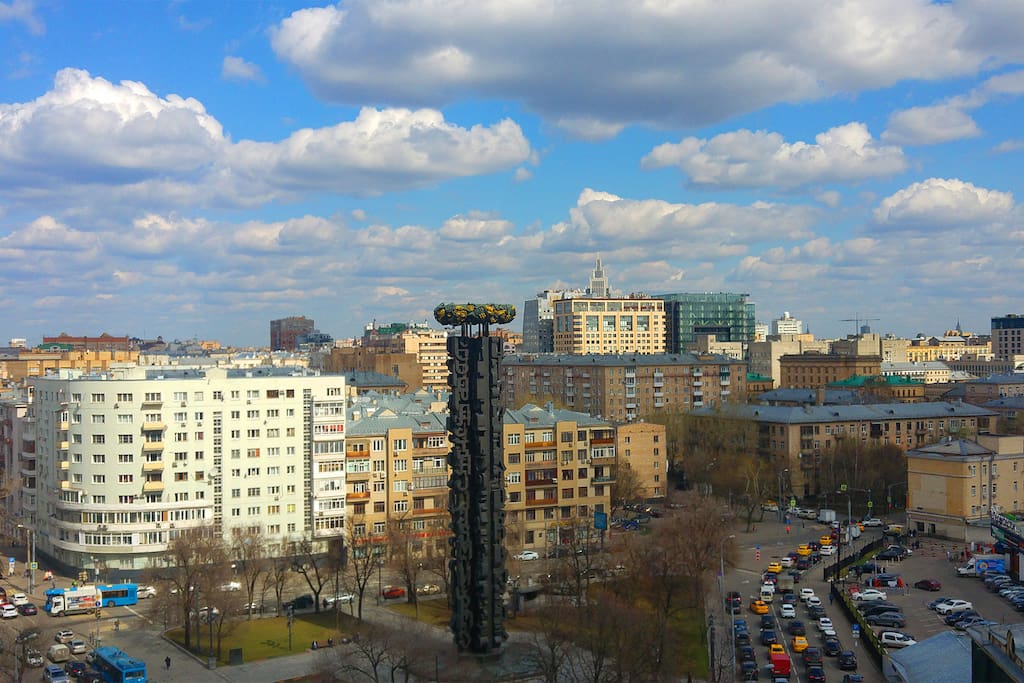 General view from both floors to the Tishinskaya square and Tverskaya street