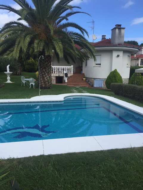 CASA LOS MOÑIGUEROS