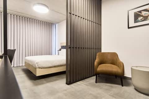 Luxury Hotel Room in the heart of Sliema