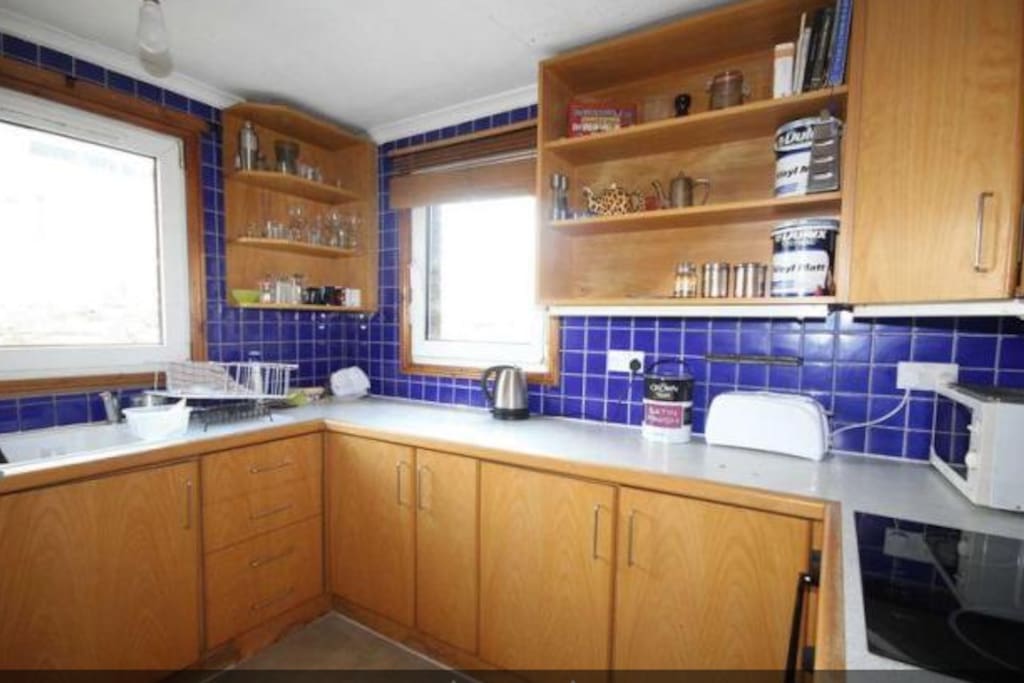 Fully equipped kitchen