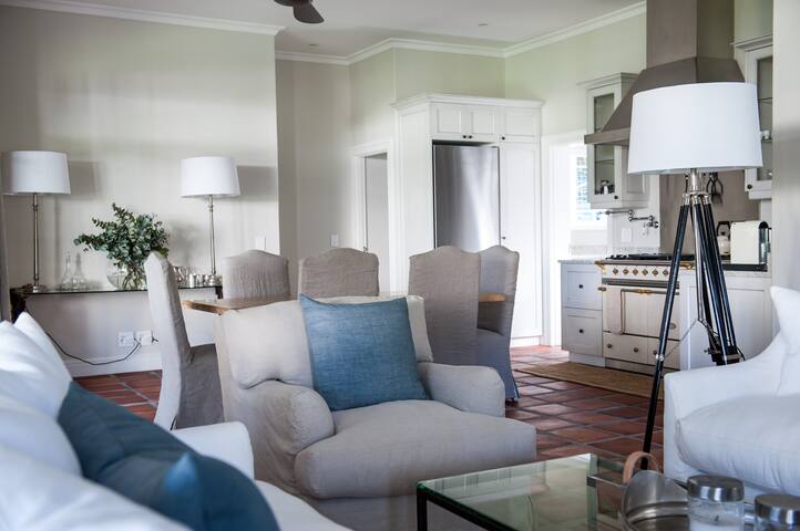 Constantia Terrace Lodge gallery image 5