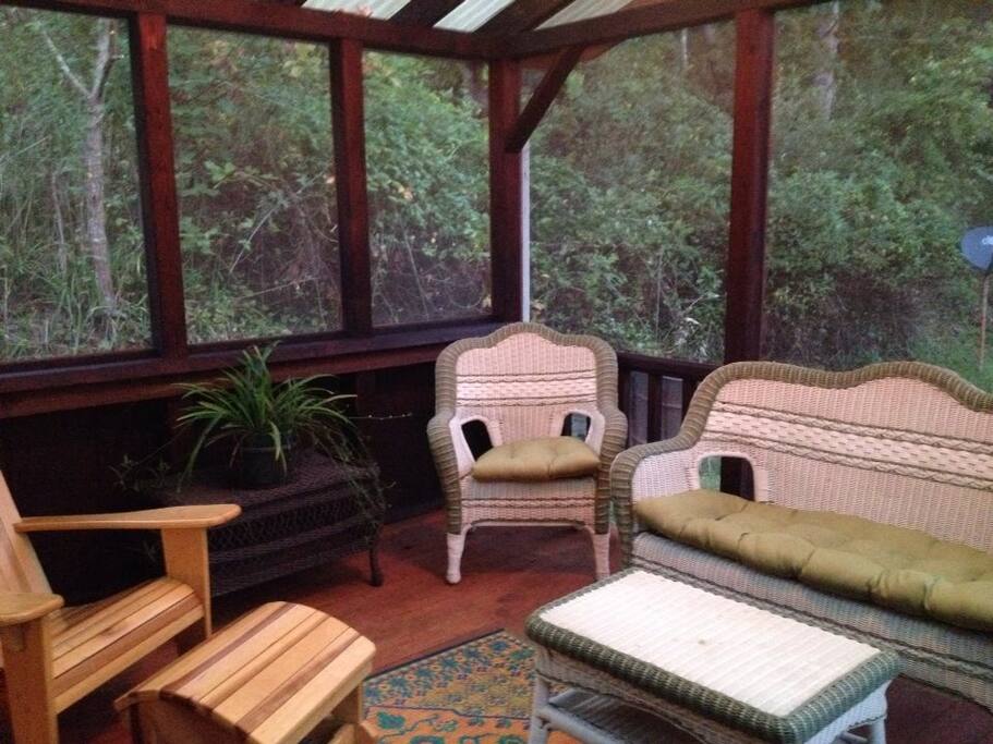 screened in porch