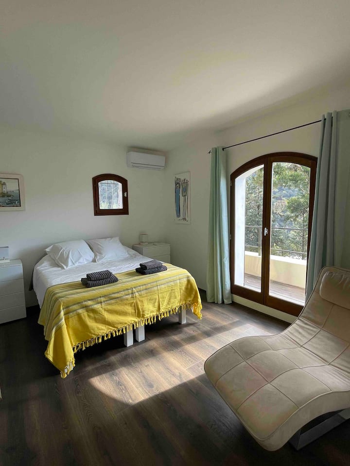 Bedroom 1. Air-conditioned. Black out blinds. En suite bathroom.