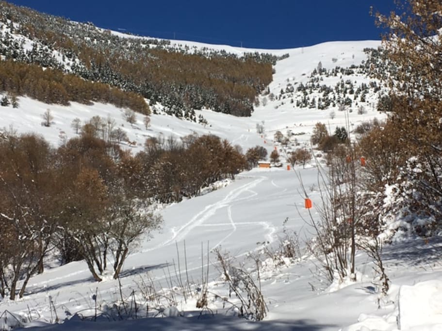 PISTE DE HUEZ A 200M du STUDIO