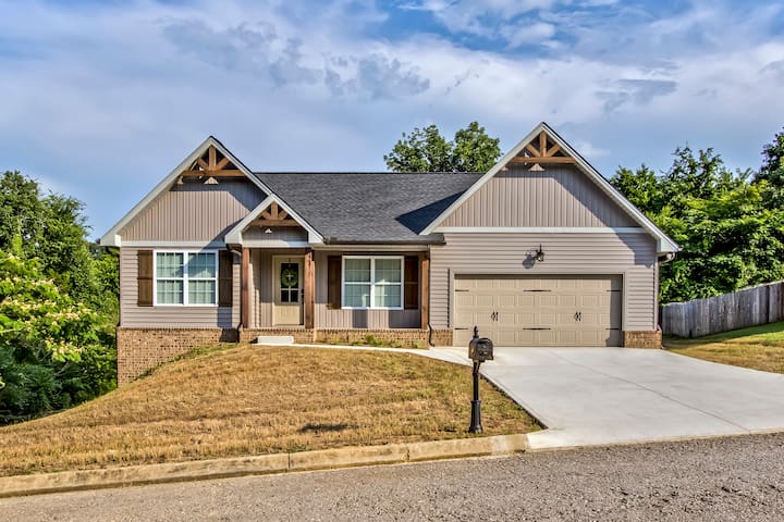 Airbnb Knoxville Vacation Rentals Places To Stay