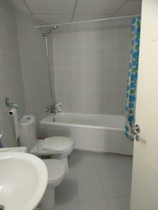 Main bathroom