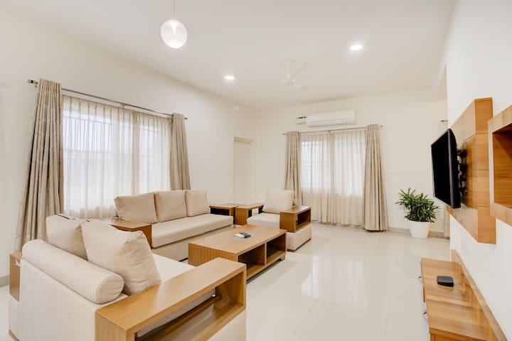 OYO - A Bonanza for Travellers: 1BR Homestay