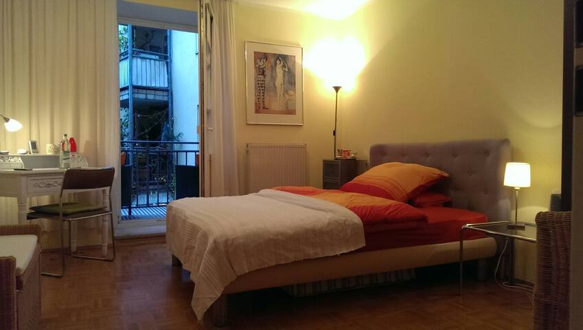 Schön-ruhig- / Glockenbachviertel ! mit Balkon