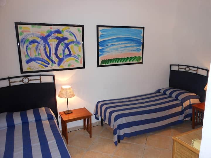 Dhomë gjumi 4