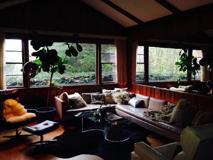 The Pudding Pad Lake House Houses for Rent in Putnam Valley, New York