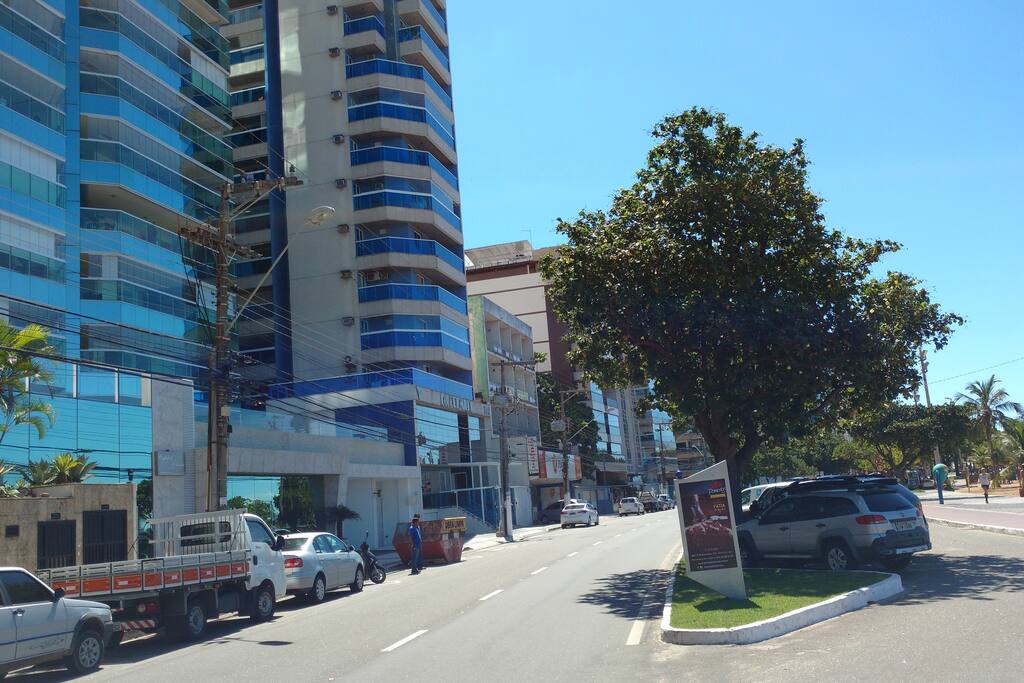 Prédio frente a Praia