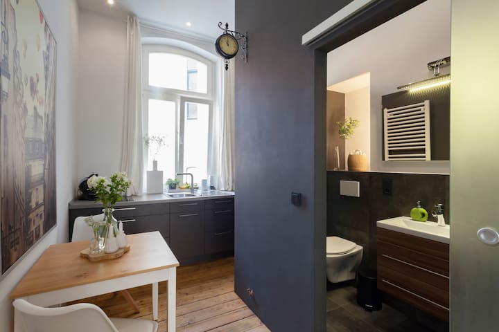5min to City Center - Design Flat