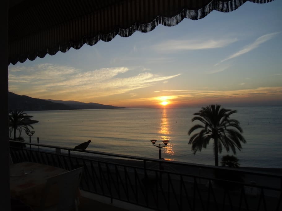 La terrasse au crépuscule