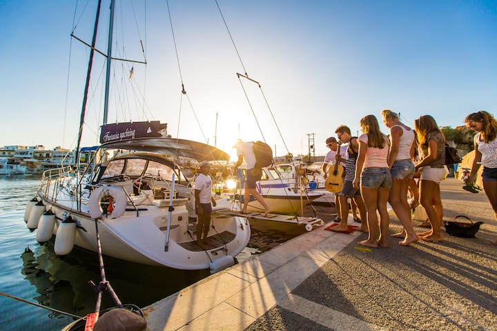 Fantasia Yachting Daily&weekly Excursions - Hersonissos