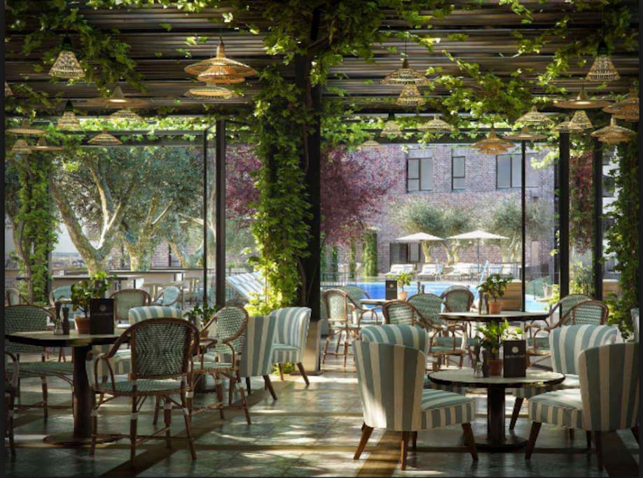 restaurant