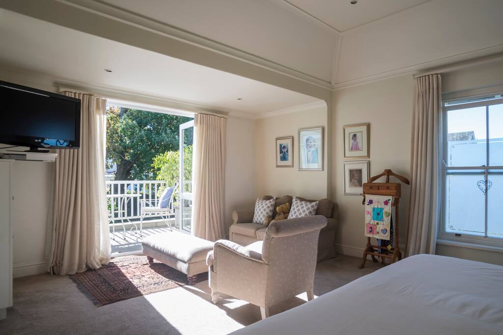 Main bedroom sitting area