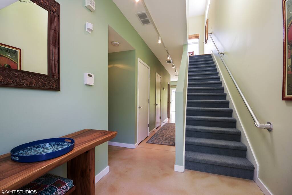 Entrance polished concrete floors first level