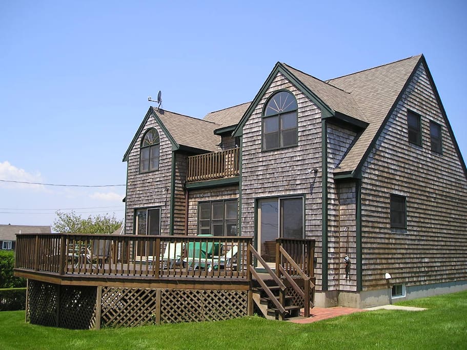 Side view of house